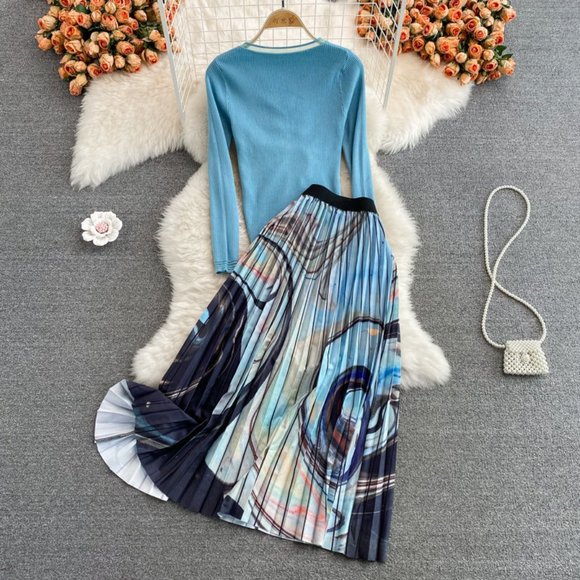 Women V-Neck Drawstring Top And Long Skirt - Picture 10 of 12